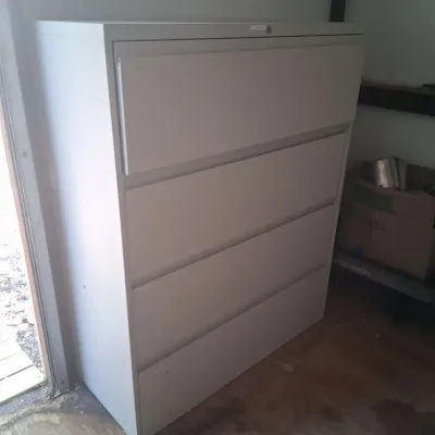 Steelcase Metal Filing Drawers Cabinet
