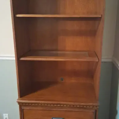 Ashley Furniture Traditional Lighted Bookcase With 2 Drawers(B) 