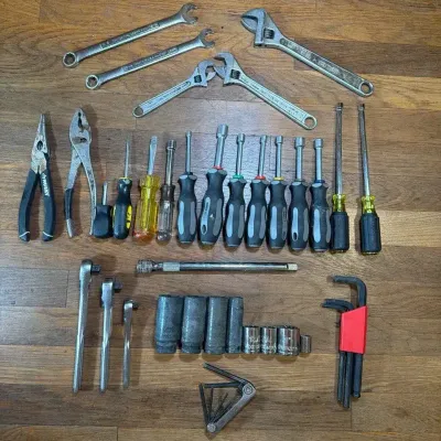 Vintage Craftsman, Bondhus & Assorted Mechanics Hand Tools – Sockets, Wrenches & Ratchets