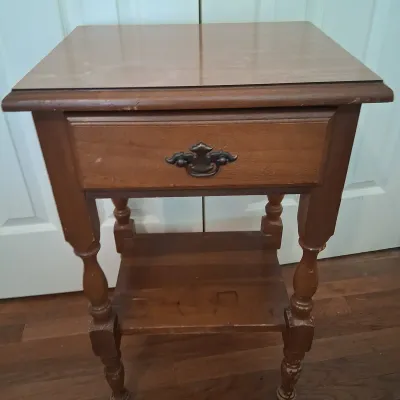 Wooden 2 Tier Nightstand w/ Drawer