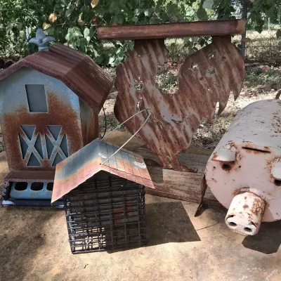 Rustic Metal Pig Yard Art, Birdhouse & Bird Feeders – 4 Pc