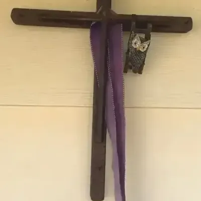 Rustic Metal Cross Wall Art w/ Owl & Barbed Wire – 42"