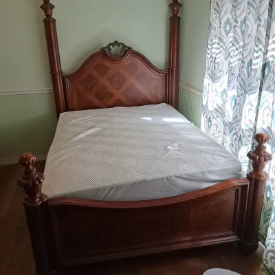 Wooden Inlay 4 Poster Queen Bed Frame Hybrid Katie Mattress and Base