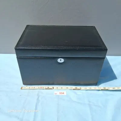 Sale Photo Thumbnail #697