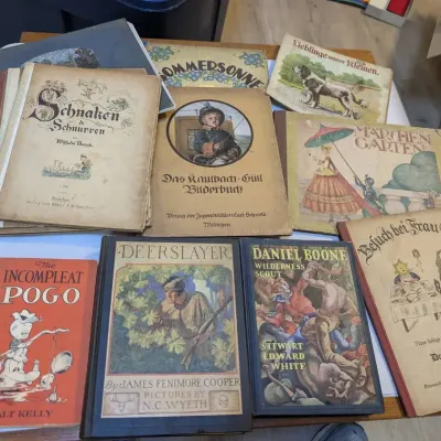 Daniel Boone + Vintage & Antique Children's Books