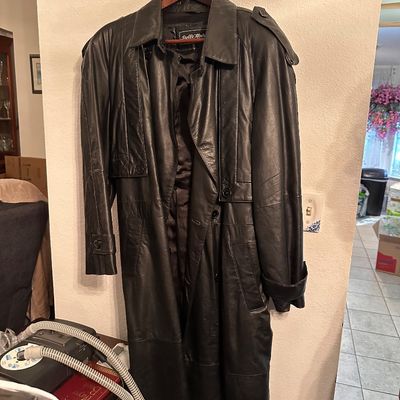 Sale Photo Thumbnail #40: Leather