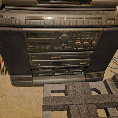 Sale Photo Thumbnail #28: Stereo