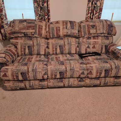 Sale Photo Thumbnail #29: Lazy boy sofa