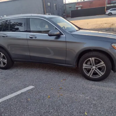 Mercedes-Benz GLC 300 4Matic Selenite Gray Four Door with 104,300 Miles
