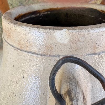 STONEWARE BATTER JUG W/LEAF COBALT/ WOOD & WIRE HANDLE