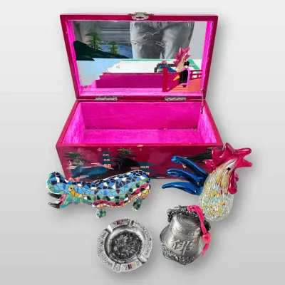 Barcino Barcelona Mosaic Lizard, Art Glass Rooster and Japanese Mirrored Box