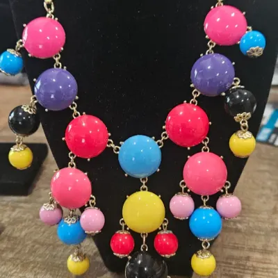 Sale Photo Thumbnail #127: Colorful Necklace