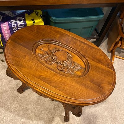 Sale Photo Thumbnail #403: Measures 27” x 19” x 20”
