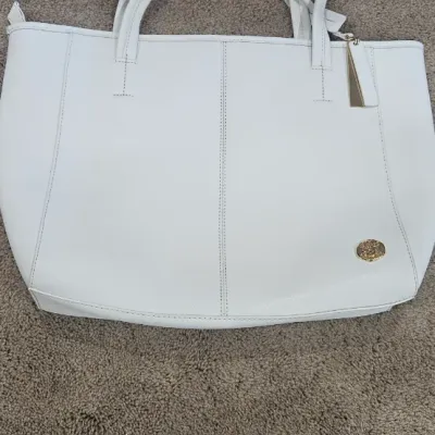 Sale Photo Thumbnail #194: 17 inches W x 12 inches H without the straps 21 inches with Straps. Never Used