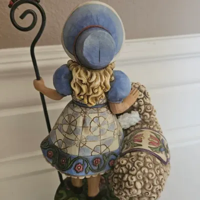 Sale Photo Thumbnail #161: Mary had a little lamb song. Still has tag. 8 inches.