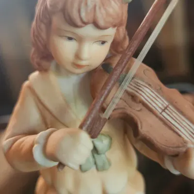 Sale Photo Thumbnail #266: 1982.  5 inches tall.
