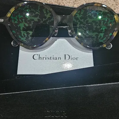 Sale Photo Thumbnail #426: Never been worn. Comes with case.