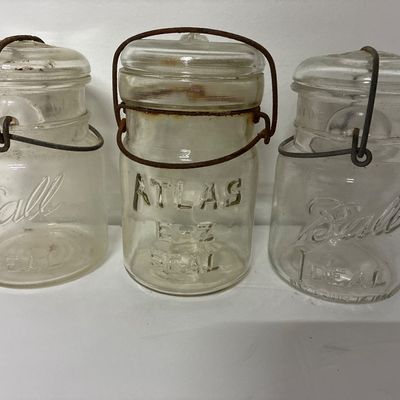 Sale Photo Thumbnail #35: Smaller size Vintage/Antique