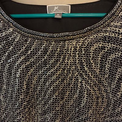 Sale Photo Thumbnail #558: A women's long-sleeve knit tunic/top by JM Collection in size XL. Features a metallic shimmer knit overlay with a patterned weave and decorative chain trim accent around the neckline. In good pre-owned condition with no visible stains or tears.