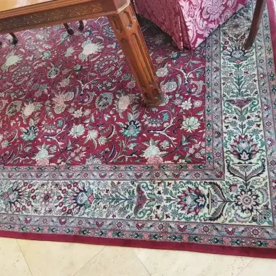 PERSIAN-STYLE WOOL RUG (1)