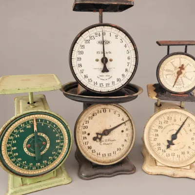 VINTAGE/ANTIQUE MECHANICAL AND DIAL SCALES