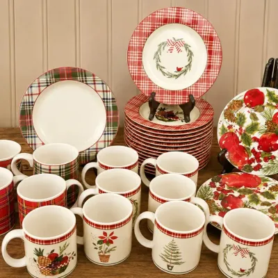 ASSORTED CHRISTMAS DISHES INCLUDING HALLMARK 