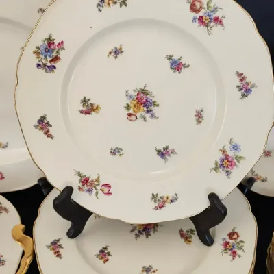 VINTAGE DISH SET PORZELLANFABRIK TIRSCHENREUTH IN "THE COLWYN" PATTERN