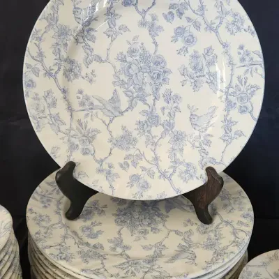 BARRATTS DISH SET IN "SONGBIRDS" PATTERN