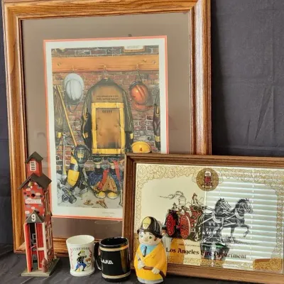 FIREFIGHTER ART AND DECOR 
