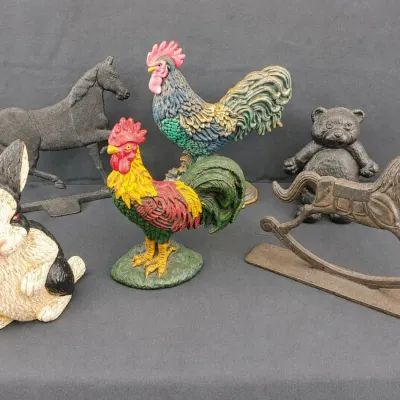 CAST IRON ANIMAL DECOR
