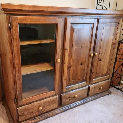 TV CABINET 