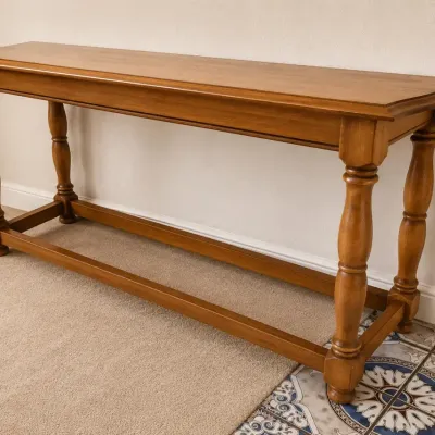 ENTRYWAY TABLE 