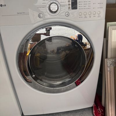 Sale Photo Thumbnail #25: LG washer and Dryer set. Dryer is electric. Set worked last time used - one year of use.