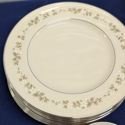 Sale Photo Thumbnail #89: 62 pc Lenox china service for 10. Perfect condition. No chips or scratches. Appears unused.