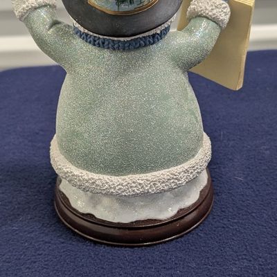 Sale Photo Thumbnail #56: Thomas Kinkade 4 pc Snowman and 1 Angel figurine