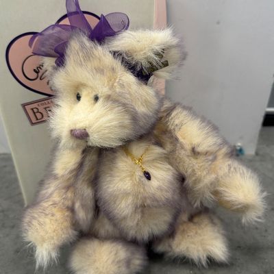 Sale Photo Thumbnail #294: 4 Piece Annette Funicello Bears ”Eadie” small purple 8""- ""Patchwork"" 9"" - ""Coral"" 9"" - ""Little Lady"" 9"""