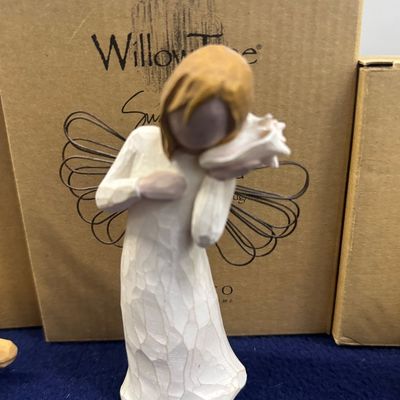 Sale Photo Thumbnail #81: 4 pc Willow Figurine .  Dove needs to be reattached on Soar