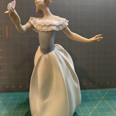 Sale Photo Thumbnail #227: Lladro "So Beautiful" #06418 boxed 12" high/7"wide". Like new, no chips no flaws