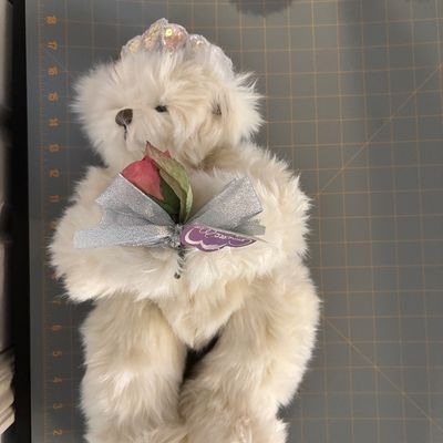 Sale Photo Thumbnail #203: Annette Funicello bears, set of 4 "" Shining Star"" and ""Perri"" ""Rose Princess"" Name unknown".