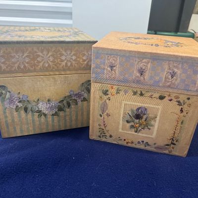 Sale Photo Thumbnail #156: 2 pc Storage Box no flaws