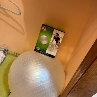 Gold's Gym 65 cm body ball, inflated and shown with its original retail box.