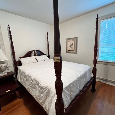 Sale Photo Thumbnail #46: Queen size bed