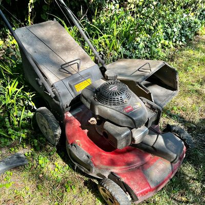 Sale Photo Thumbnail #129: TORO Mower with two bags in good condition 