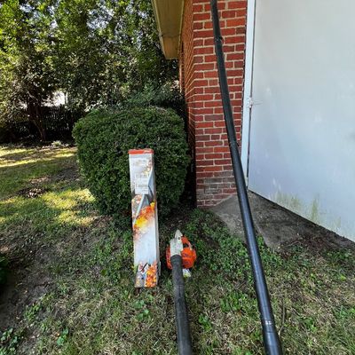 Sale Photo Thumbnail #131: Blower with extension to reach beyond the gutters. 