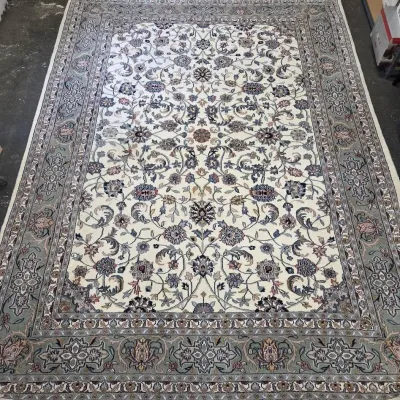 Large Oriental Floor Rug