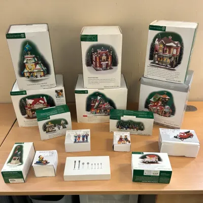 Department 56 Snow Village Christmas Holiday Lot #1