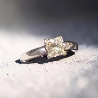 NAGL Certified 14k White Gold Princesses Diamond Ring