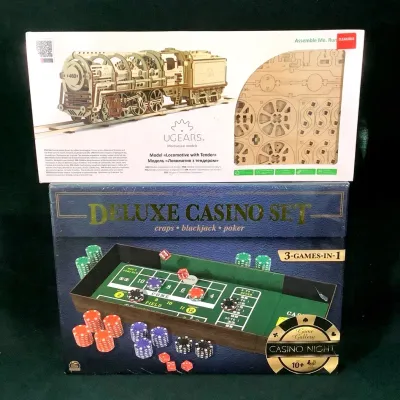 (2) NIB Casino Set & Model Locomotive 
