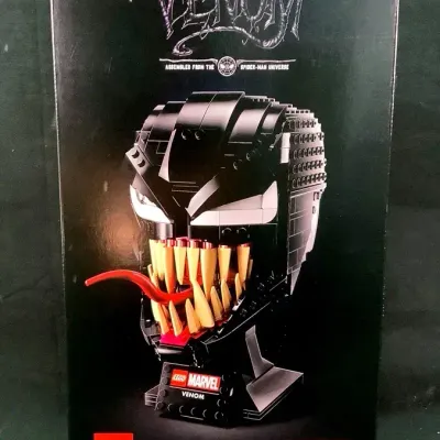 NIB Lego Marvel, Venom Set
