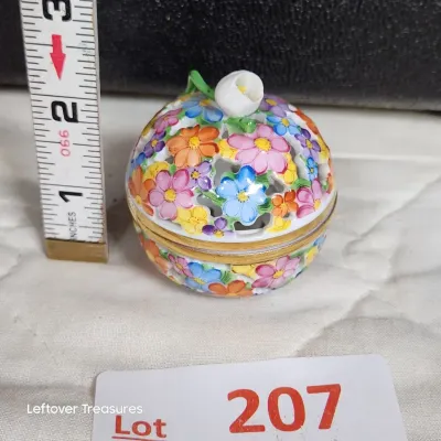 Sale Photo Thumbnail #578